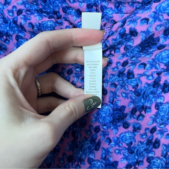 🌼3/$30🌼Lularoe Tall & Curvy One Size Printed Leggings - Picture 12 of 15